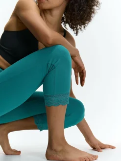 GATE 3/4 legginsy z koronką| Spodnie·Legginsy