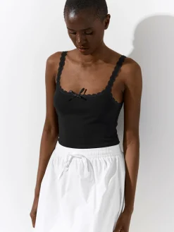 GATE Bokserka z żebrowanej dzianiny z koronką| Koszulki I Topy·Podkoszulki ☀️