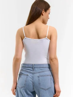 GATE Bokserka z żebrowanej dzianiny z koronką| Koszulki I Topy·Podkoszulki ☀️