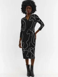 GATE Długa kopertowa sukienka z nadrukiem| Kategorie·Sukienki