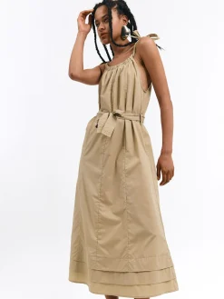 GATE Długa sukienka bez ramiączek z paskiem| Kategorie·Sukienki