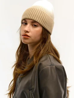 GATE Dzianinowa czapka w kolorze ombre| Akcesoria·Czapki|Kategorie·Czapki ☀️