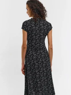 GATE Dzianinowa sukienka w kwiatowy wzór| Kategorie·Sukienki