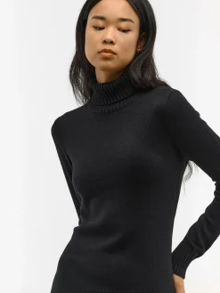 GATE Dzianinowa sukienka z golfem| Kategorie·Sukienki