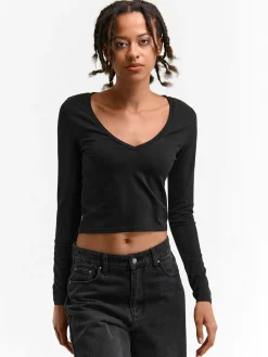 GATE Elastyczna koszulka z dekoltem w kształcie litery V| Koszulki I Topy·Crop Top ☀️|Koszulki I Topy·Koszulki