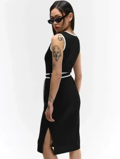 GATE Elastyczna sukienka z paskiem| Kategorie·Sukienki