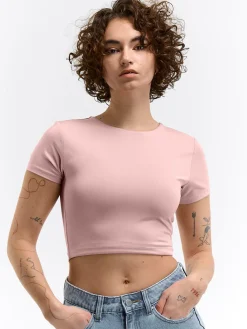 GATE Gładka koszulka o krótkim kroju| Koszulki I Topy·Koszulki|Koszulki I Topy·Crop Top ☀️