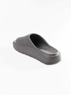 GATE Gumowe klapki na platformie| Buty