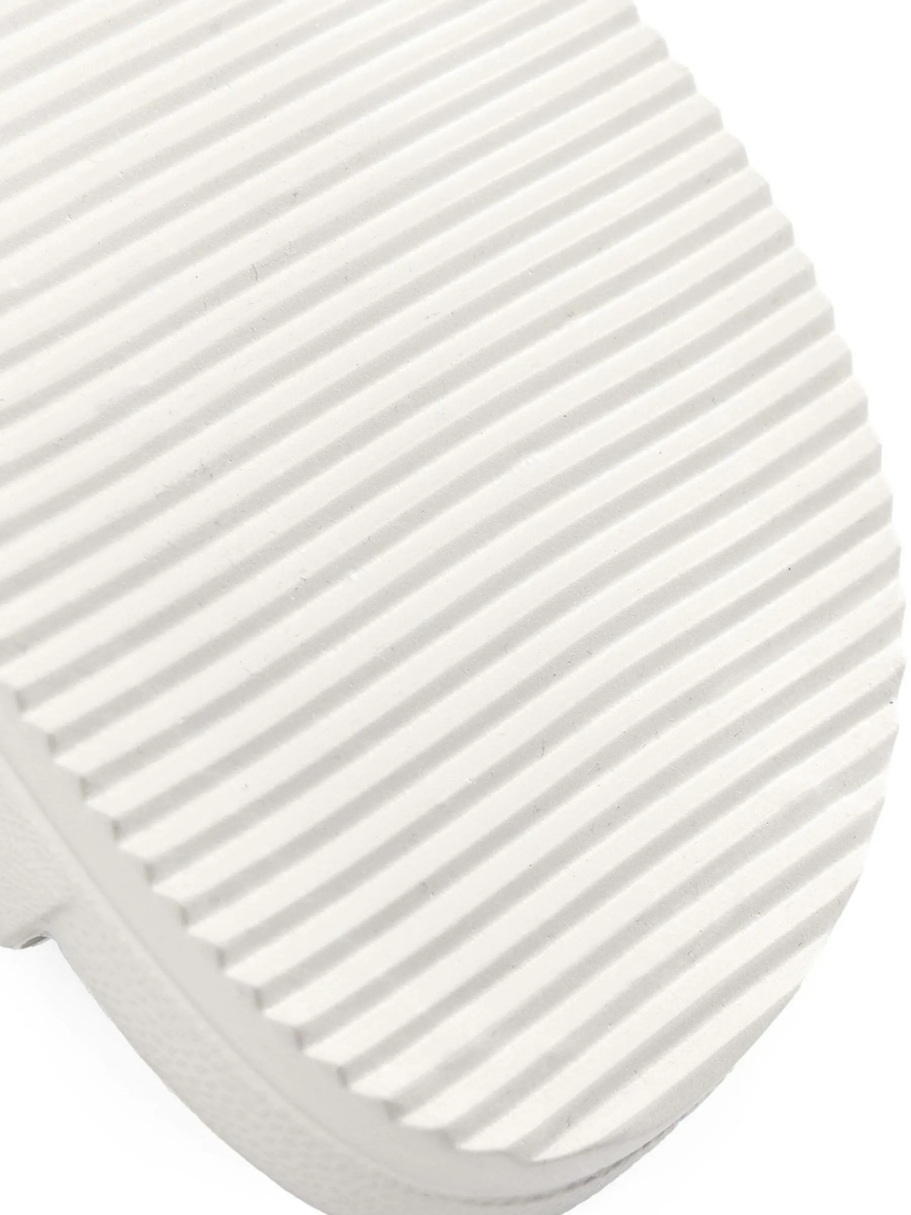 GATE Gumowe klapki z podwójną klamrą| Buty