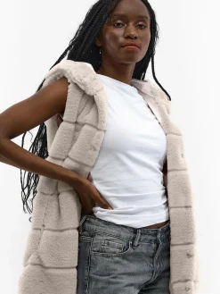 GATE Kamizelka z imitacji futerka z kapturem| Kurtki I Płaszcze·Kamizelki|Kurtki I Płaszcze·Pikowana Kurtka