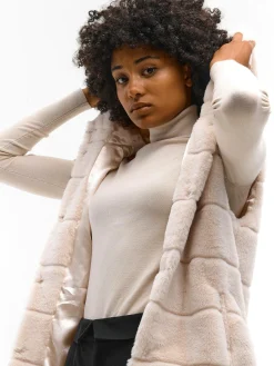 GATE Kamizelka z imitacji futerka z kapturem| Kurtki I Płaszcze·Kamizelki|Kurtki I Płaszcze·Pikowana Kurtka