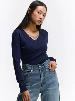 GATE Klasyczna koszulka z dekoltem w serek| Koszulki I Topy·Koszulki