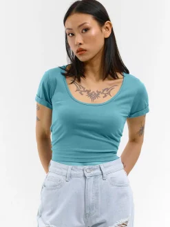 GATE Koszulka basic z elastyczną gumką| Koszulki I Topy·Koszulki|Koszulki I Topy·Crop Top ☀️