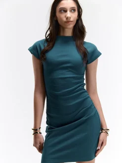 GATE Krótka dopasowana sukienka| Kategorie·Sukienki