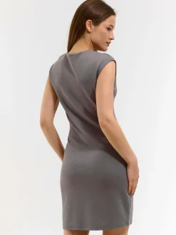 GATE Krótka dopasowana sukienka| Kategorie·Sukienki