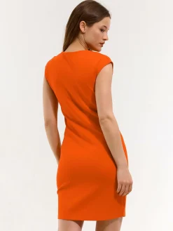 GATE Krótka dopasowana sukienka| Kategorie·Sukienki