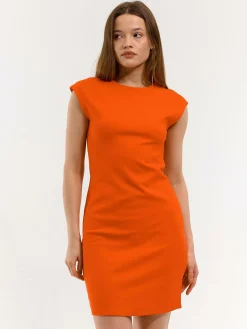 GATE Krótka dopasowana sukienka| Kategorie·Sukienki