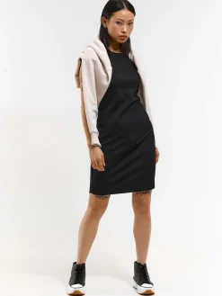 GATE Krótka dopasowana sukienka| Kategorie·Sukienki