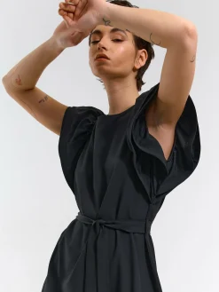 GATE Krótka marszczona sukienka| Kategorie·Sukienki