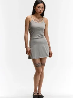 GATE Krótka sukienka na ramiączkach| Kategorie·Sukienki