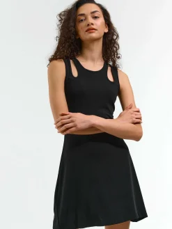 GATE Krótka sukienka o linii A| Kategorie·Sukienki