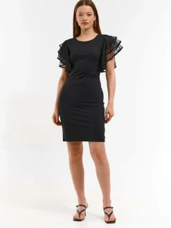 GATE Krótka sukienka z marszczonymi rękawami| Kategorie·Sukienki