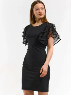 GATE Krótka sukienka z marszczonymi rękawami| Kategorie·Sukienki