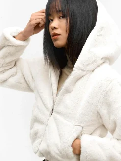 GATE Krótki płaszcz wykonany z imitacji futra| Kurtki I Płaszcze·Płaszcze