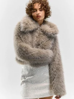 GATE Krótki płaszcz wykonany z imitacji futra| Kurtki I Płaszcze·Płaszcze