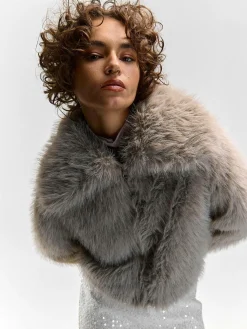 GATE Krótki płaszcz wykonany z imitacji futra| Kurtki I Płaszcze·Płaszcze