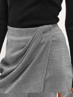 GATE Mini spódniczka w kratkę| Kategorie·Spódnice ☀️