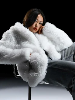 GATE Płaszcz ze sztucznego futerka| Kurtki I Płaszcze·Płaszcze