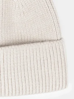 GATE Pleciona czapka z pomponem| Akcesoria·Czapki|Kategorie·Czapki ☀️