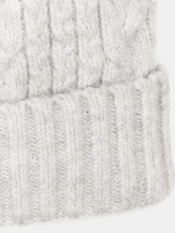 GATE Pleciona czapka z pomponem| Akcesoria·Czapki|Kategorie·Czapki ☀️