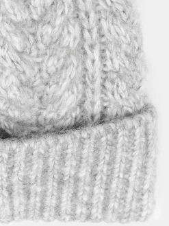 GATE Pleciona czapka z pomponem| Akcesoria·Czapki|Kategorie·Czapki ☀️