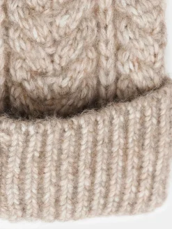 GATE Pleciona czapka z pomponem| Akcesoria·Czapki|Kategorie·Czapki ☀️