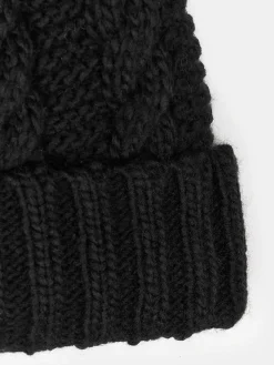 GATE Pleciona czapka z pomponem| Akcesoria·Czapki|Kategorie·Czapki ☀️