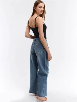 GATE Podstawowy elastyczny top na ramiączkach| Koszulki I Topy·Podkoszulki ☀️