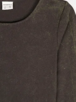 GATE Prążkowana, bawełniana koszulka z falbanką|Dzieci Dziewczynki·Koszulki I Topy