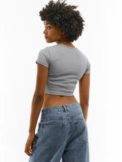 GATE Prążkowana, krótka koszulka| Koszulki I Topy·Koszulki|Koszulki I Topy·Crop Top ☀️