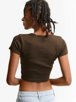 GATE Prążkowana, krótka koszulka| Koszulki I Topy·Koszulki|Koszulki I Topy·Crop Top ☀️