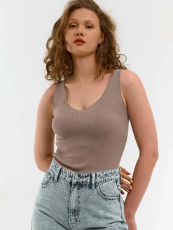 GATE Prążkowany top bez rękawów z falowanym brzegiem| Koszulki I Topy·Podkoszulki ☀️