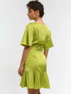 GATE Satynowa sukienka z falbanką| Kategorie·Sukienki