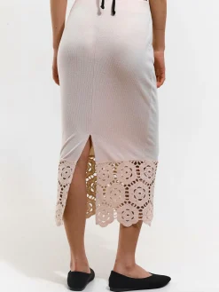 GATE Spódnica z szydełkowanym dołem| Kategorie·Akcesoria Plażowe|Kategorie·Spódnice ☀️