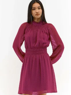 GATE Strukturalna sukienka z szyfonu| Kategorie·Sukienki