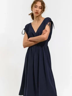 GATE Sukienka midi z dekoltem w kształcie litery V| Kategorie·Sukienki