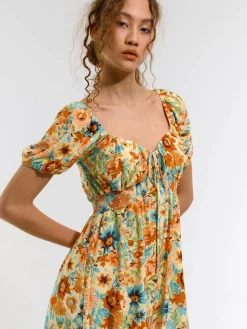 GATE Sukienka mini w kwiaty| Kategorie·Sukienki