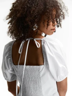 GATE Sukienka z bufiastymi rękawami| Kategorie·Sukienki