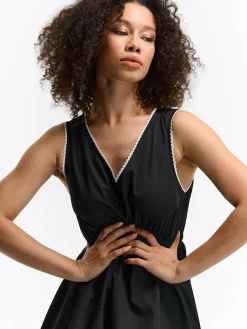 GATE Sukienka z dekoltem w kształcie litery V| Kategorie·Sukienki