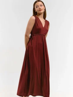 GATE Sukienka z dekoltem w kształcie litery V| Kategorie·Sukienki